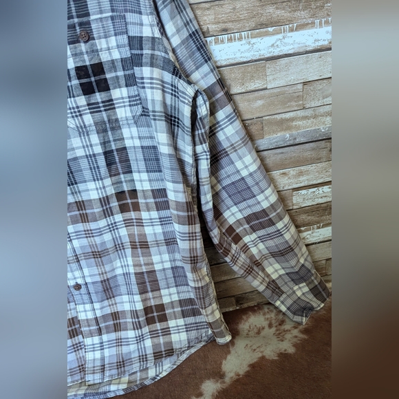 Kansas City Chiefs Upcycled Handcrafted Dip Dye Bleach Button Down Shirt - Picture 15 of 15